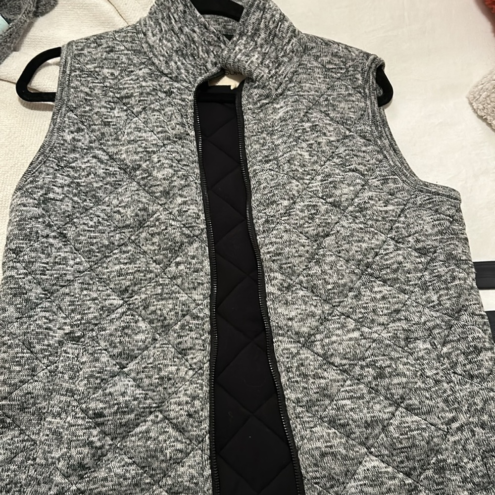 Quilted vest - Picture 4 of 4